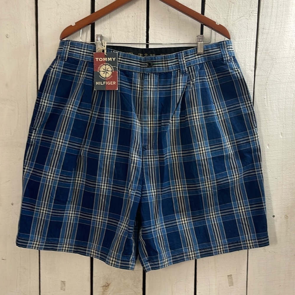 Tommy Hilfiger Mens Shorts  Size 38